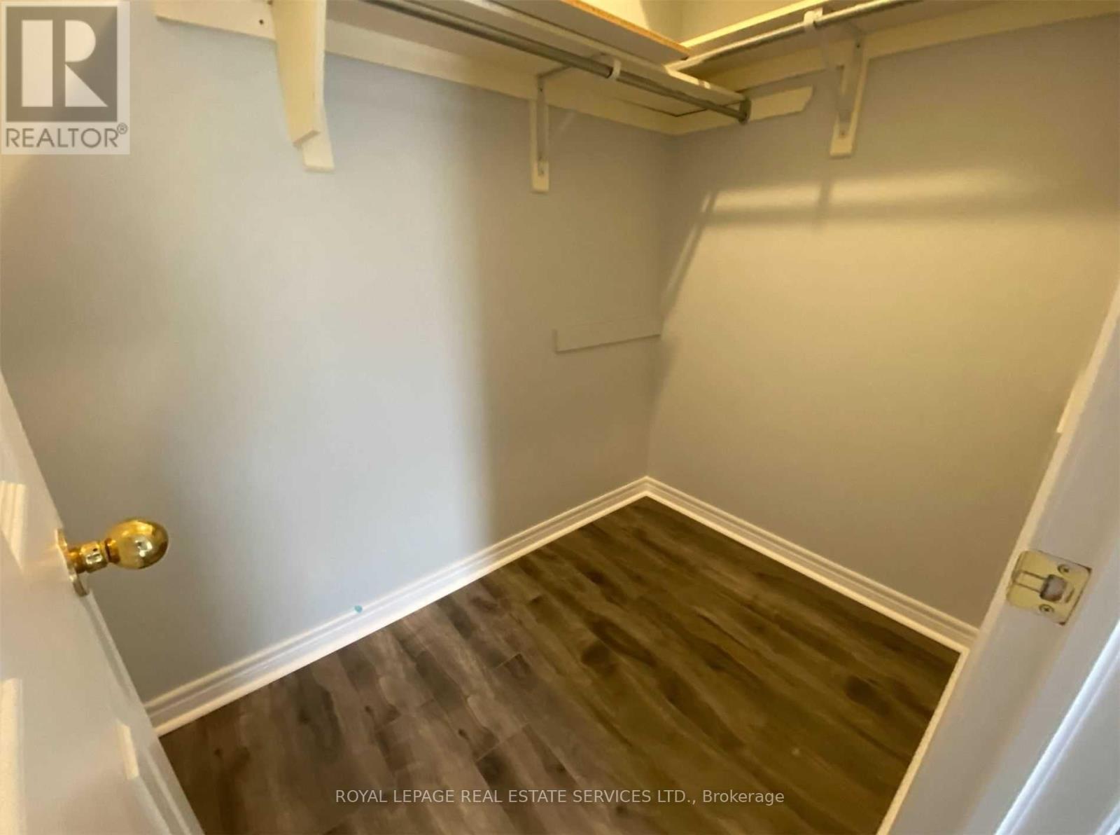 D - 76 Guelph Street, Halton Hills (Georgetown), Ontario  L7G 3Z5 - Photo 9 - W12971346