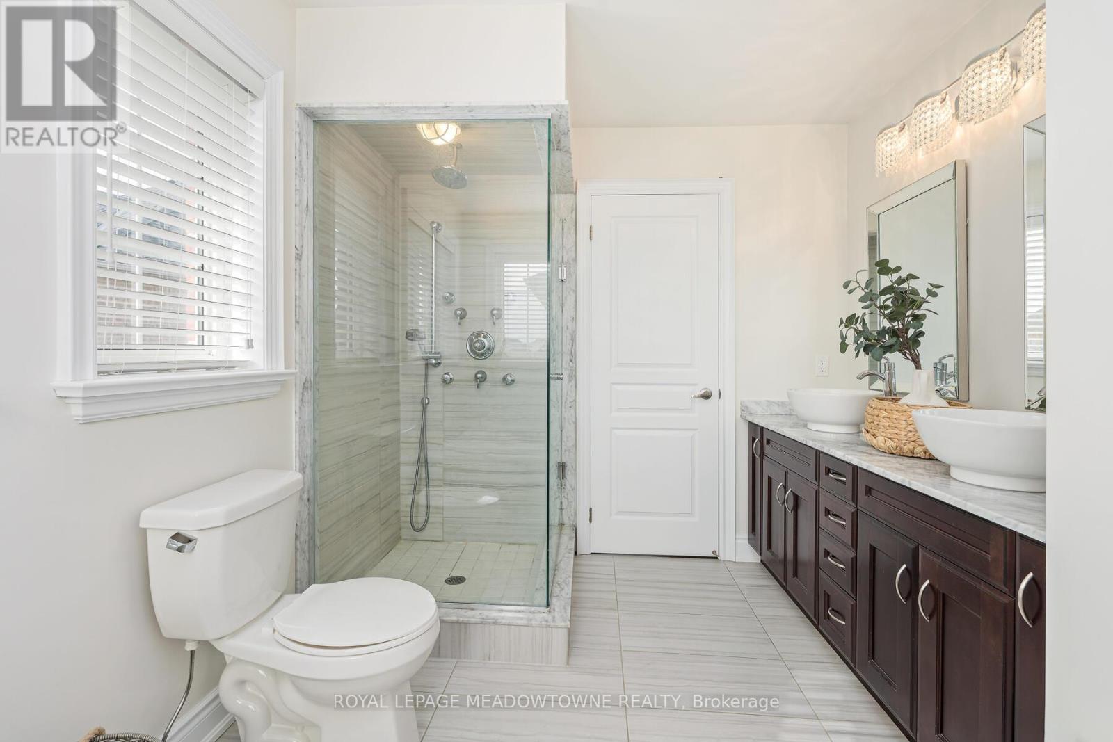 67 Hidden Lake Trail, Halton Hills (Georgetown), Ontario  L7G 0K6 - Photo 30 - W12971528