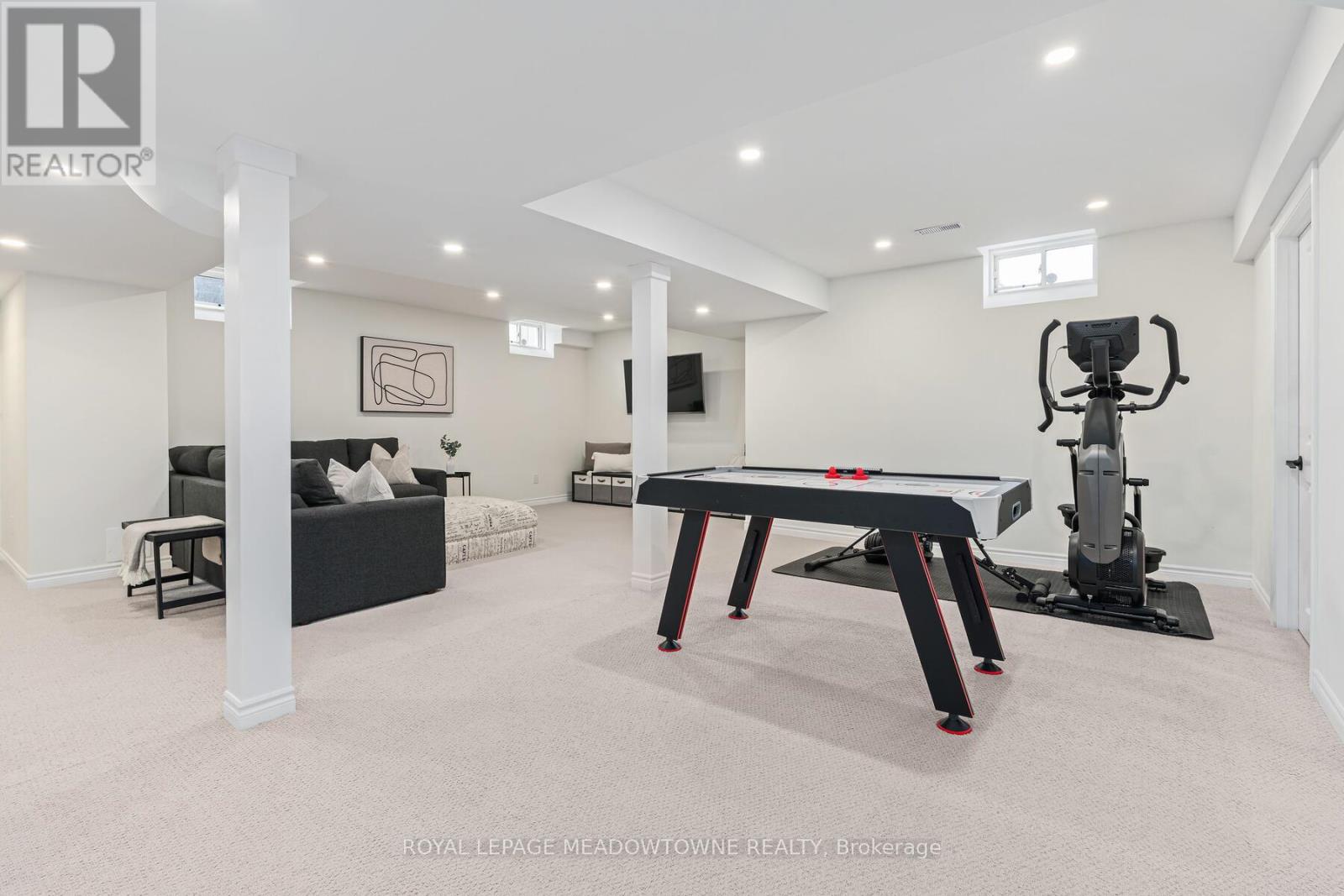 67 Hidden Lake Trail, Halton Hills (Georgetown), Ontario  L7G 0K6 - Photo 36 - W12971528