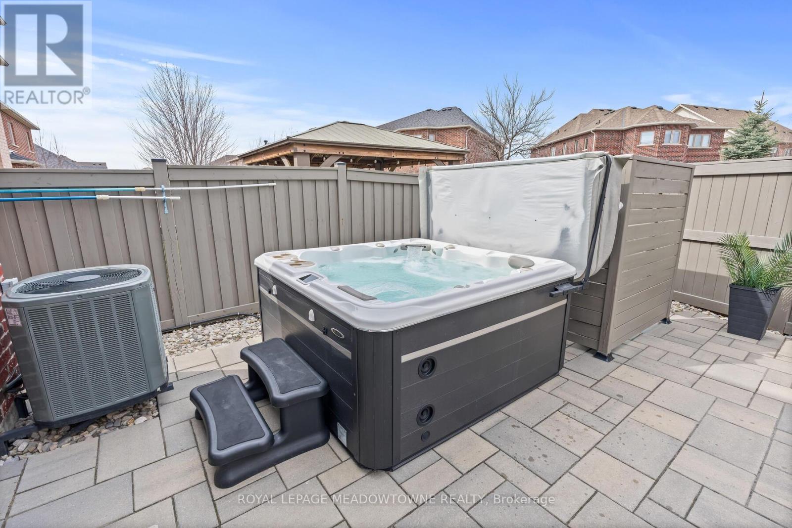 67 Hidden Lake Trail, Halton Hills (Georgetown), Ontario  L7G 0K6 - Photo 39 - W12971528