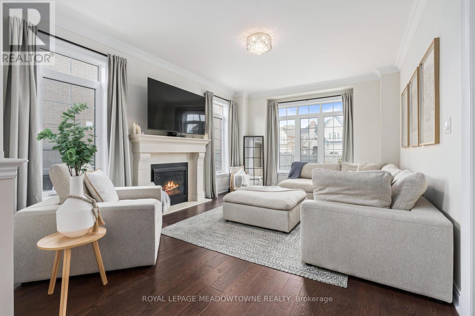 67 Hidden Lake Trail, Halton Hills (Georgetown), Ontario  L7G 0K6 - Photo 8 - W12971528