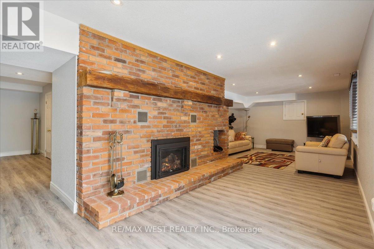 8438 Ninth Line, Halton Hills (Rural Halton Hills), Ontario  L0P 1K0 - Photo 14 - W12972566