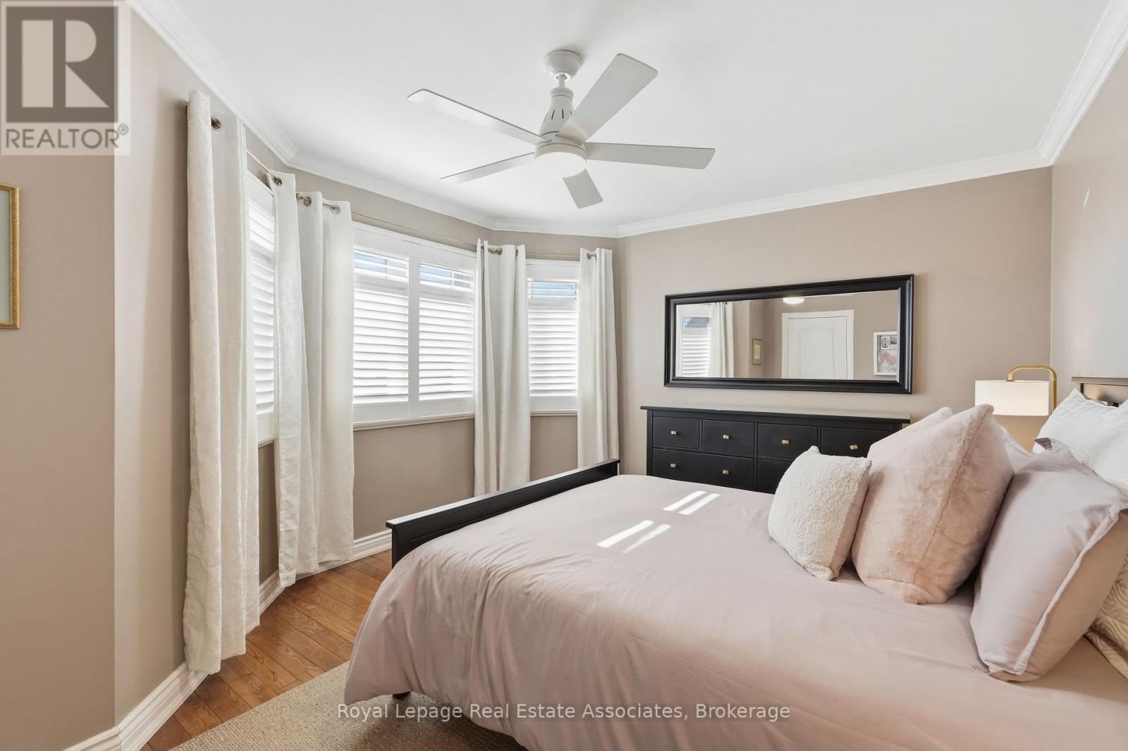 48 Chester Crescent, Halton Hills (Georgetown), Ontario  L7G 5W5 - Photo 31 - W12972914