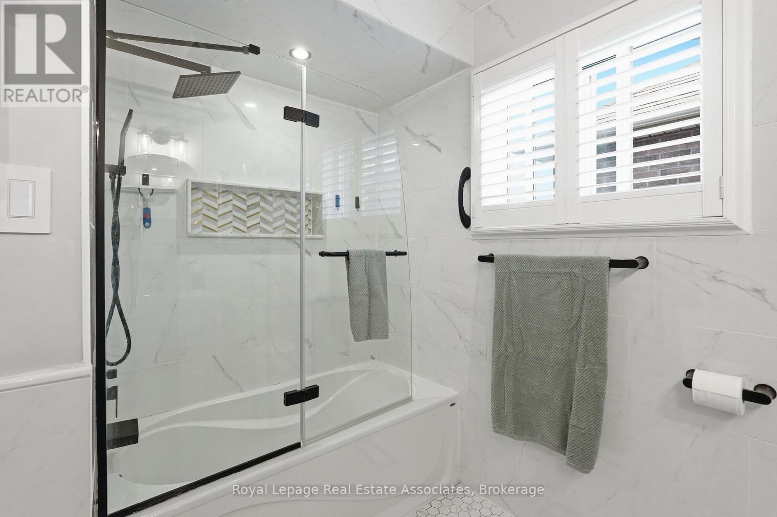 48 Chester Crescent, Halton Hills (Georgetown), Ontario  L7G 5W5 - Photo 33 - W12972914