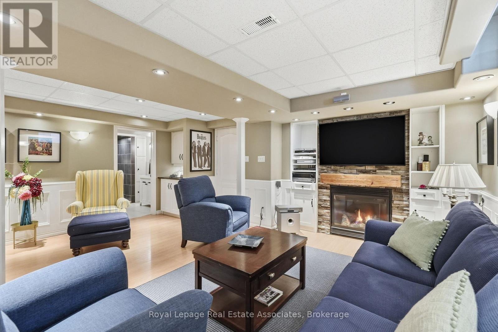 48 Chester Crescent, Halton Hills (Georgetown), Ontario  L7G 5W5 - Photo 37 - W12972914