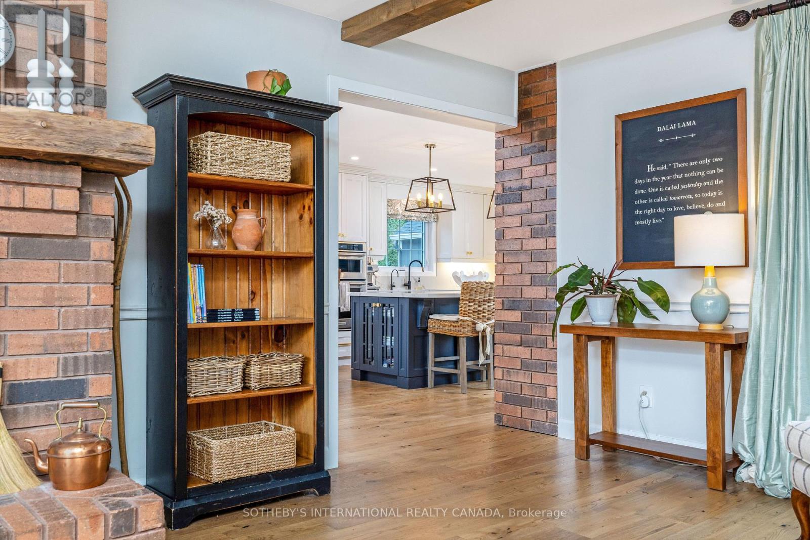 331 Wheelihan Way, Milton (Campbellville), Ontario  L0P 0A1 - Photo 17 - W12974302