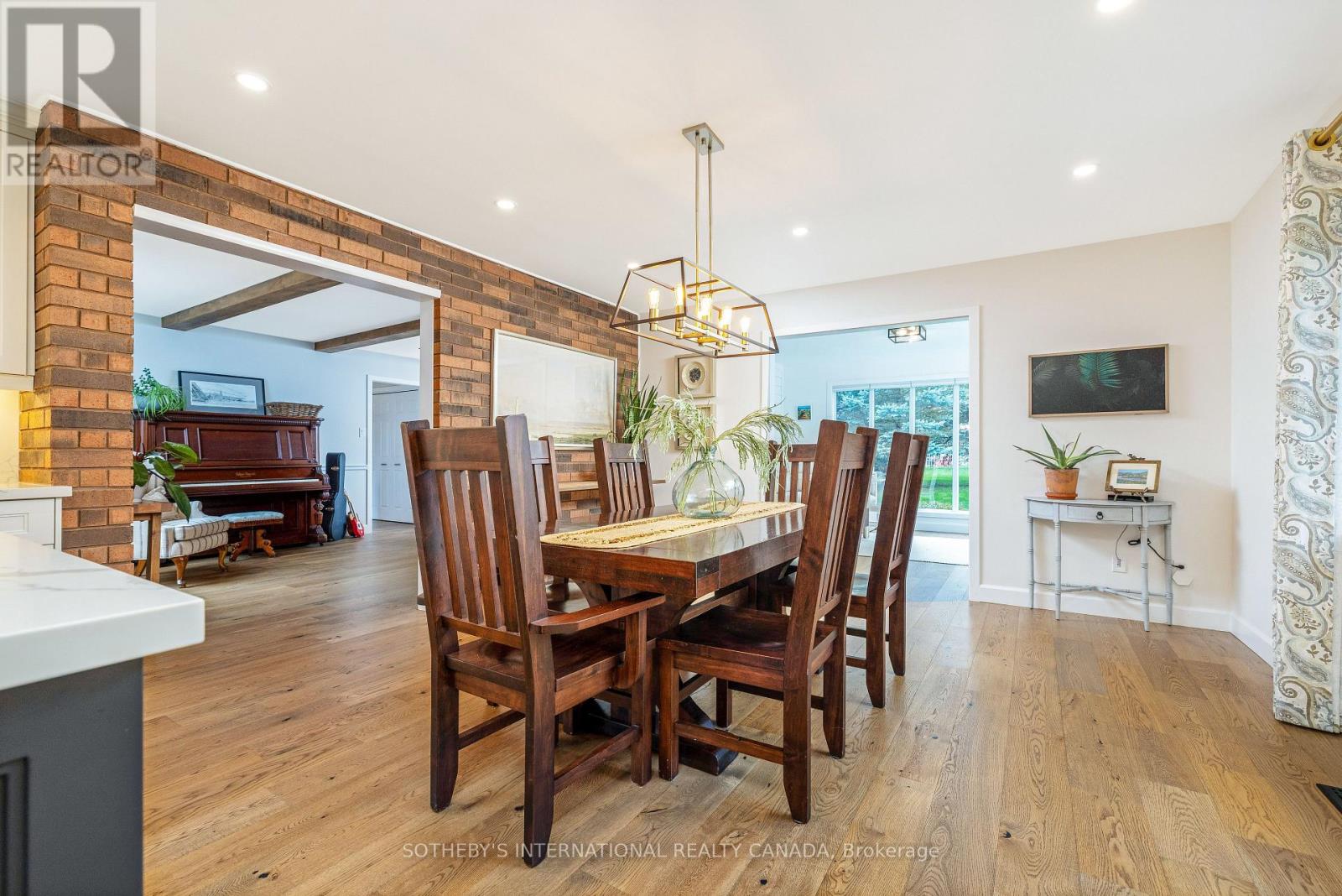 331 Wheelihan Way, Milton (Campbellville), Ontario  L0P 0A1 - Photo 18 - W12974302