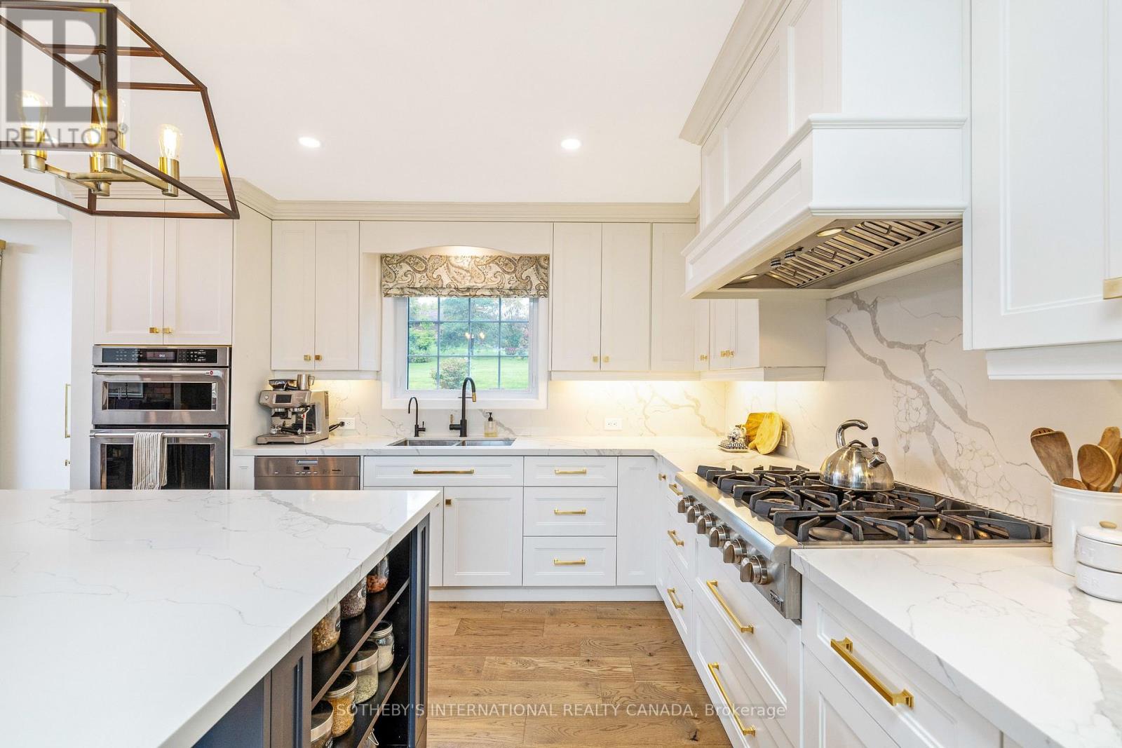 331 Wheelihan Way, Milton (Campbellville), Ontario  L0P 0A1 - Photo 23 - W12974302