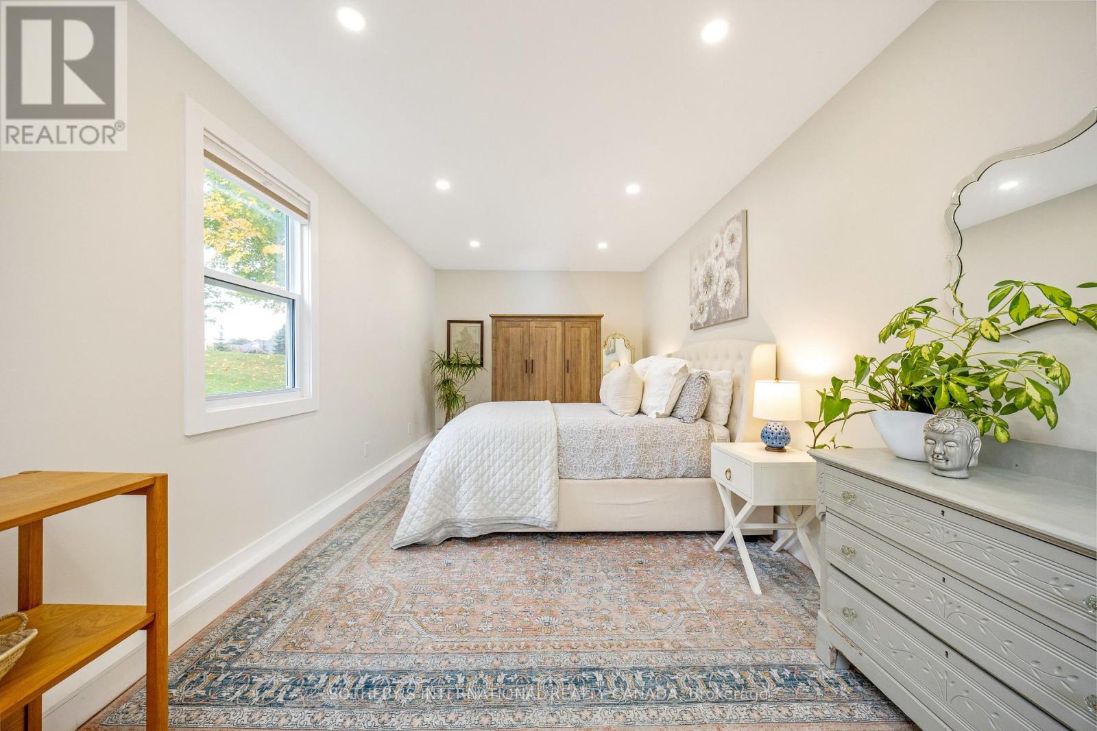 331 Wheelihan Way, Milton (Campbellville), Ontario  L0P 0A1 - Photo 30 - W12974302