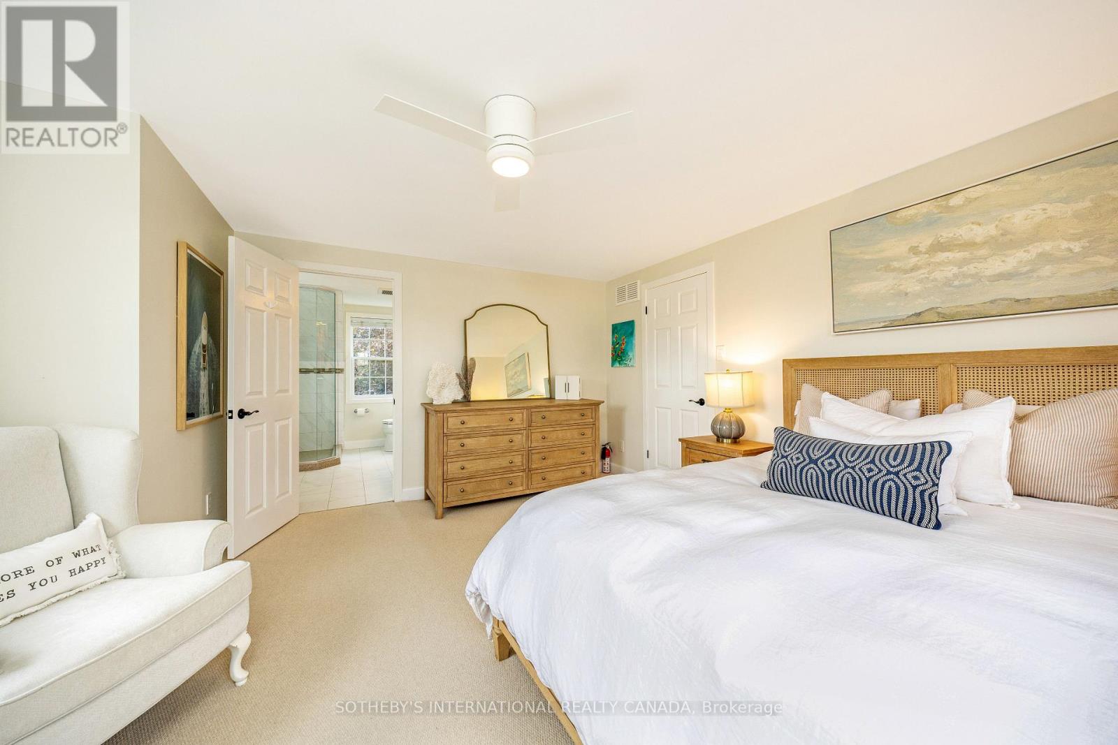 331 Wheelihan Way, Milton (Campbellville), Ontario  L0P 0A1 - Photo 35 - W12974302