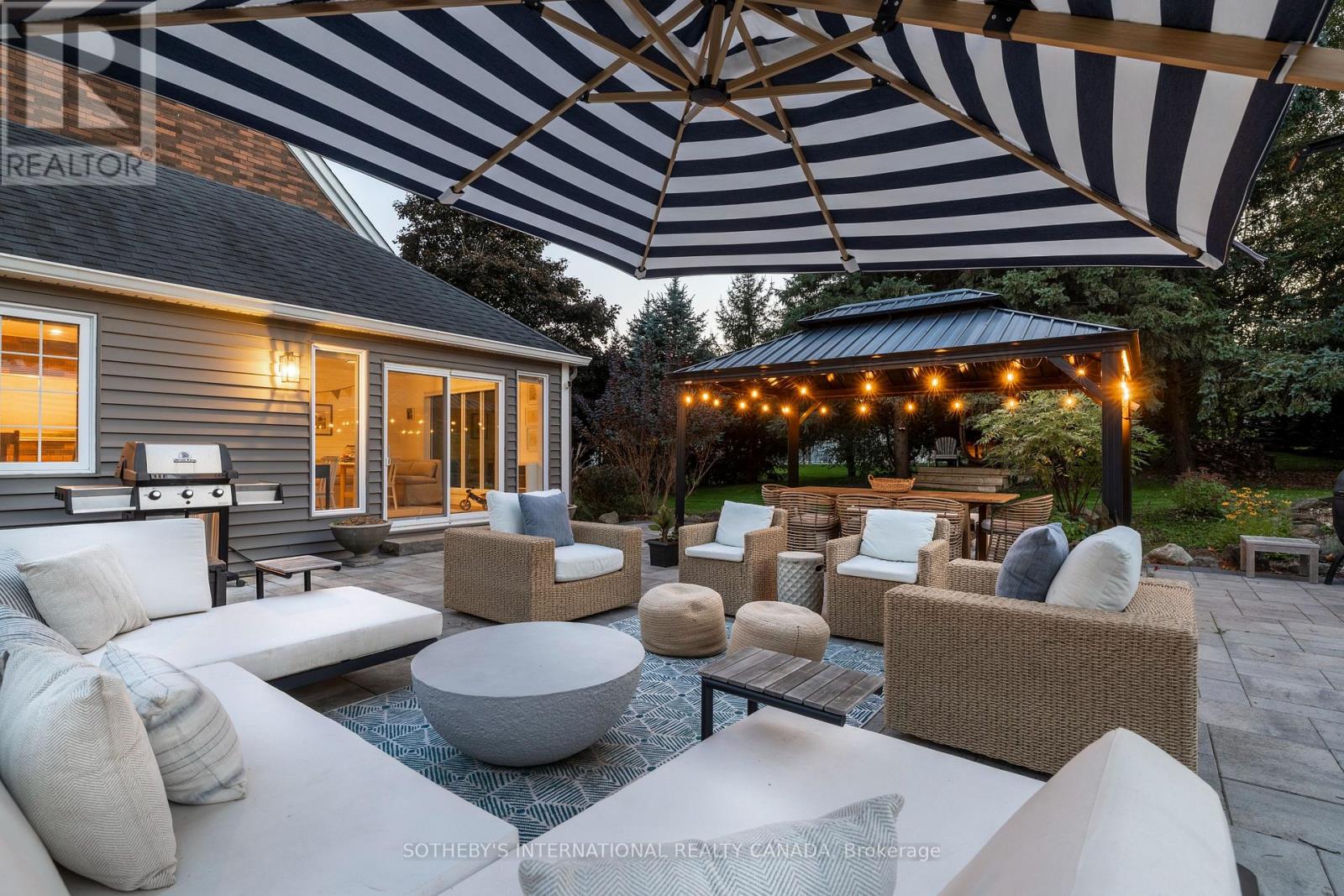 331 Wheelihan Way, Milton (Campbellville), Ontario  L0P 0A1 - Photo 42 - W12974302