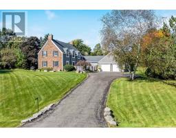 <div class="price">$2,199,900</div> 331 Wheelihan Way, Milton (Campbellville)<br><div style="margin-bottom:8px;"><small>Sotheby's International Realty Canada</small></div><div class='bed_bath'>4 Bed | 3 Bath</div>