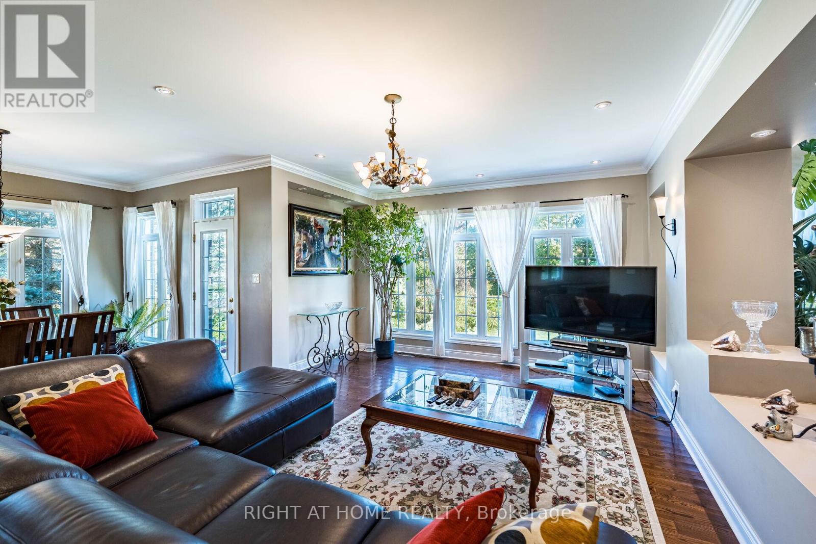 11150 Menzies Court, Milton (Brookville/haltonville), Ontario  L0P 1B0 - Photo 16 - W12974390