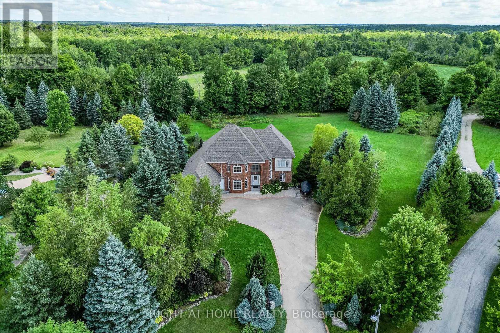 11150 Menzies Court, Milton (Brookville/haltonville), Ontario  L0P 1B0 - Photo 4 - W12974390