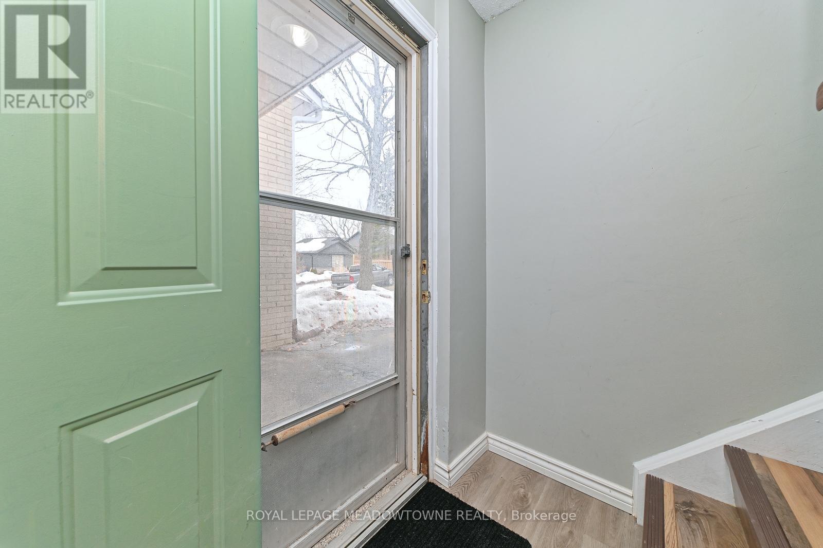 74 - 80 Lynden Circle, Halton Hills (Georgetown), Ontario  L7G 4Y8 - Photo 27 - W12974582