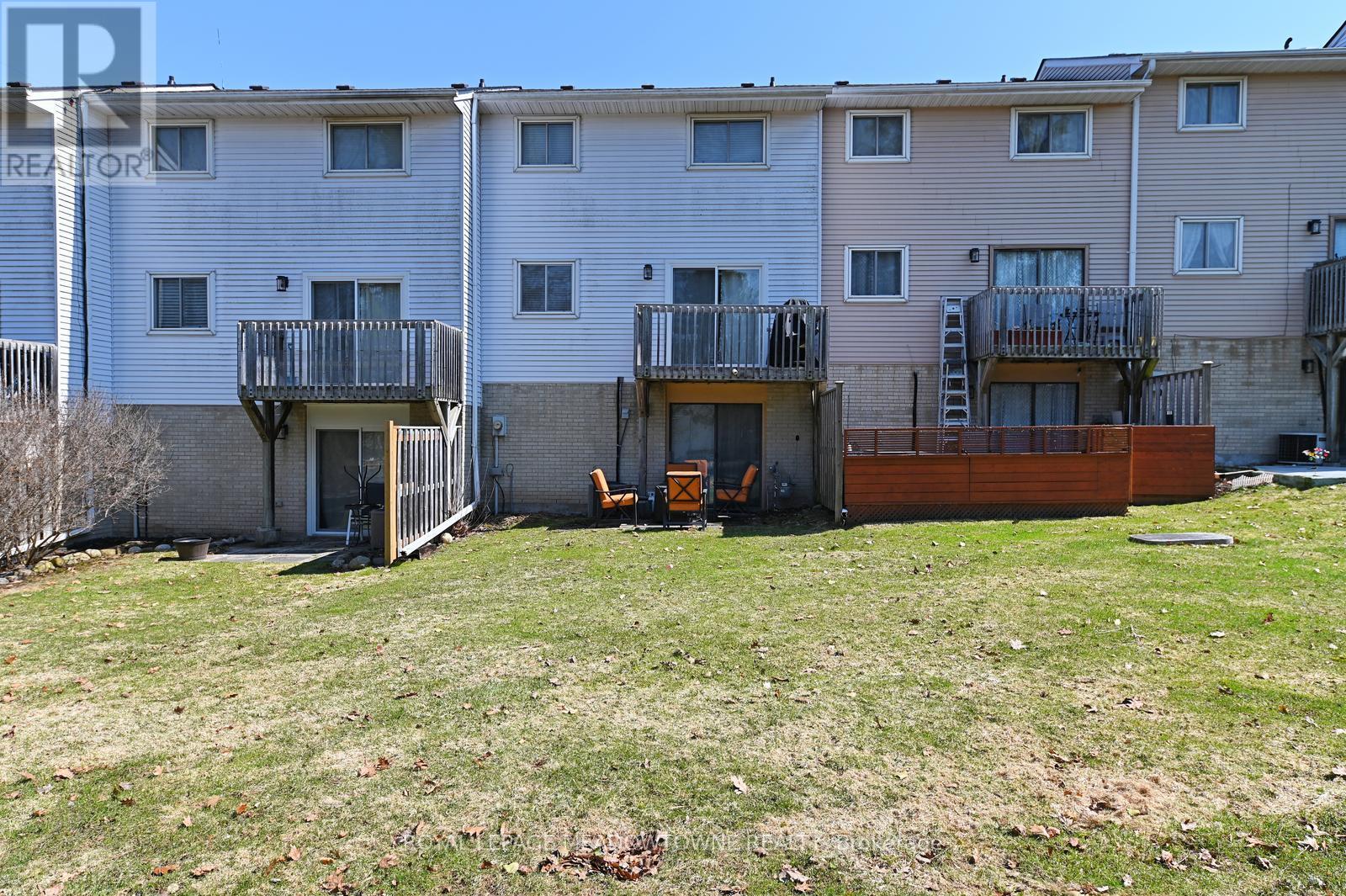 74 - 80 Lynden Circle, Halton Hills (Georgetown), Ontario  L7G 4Y8 - Photo 32 - W12974582