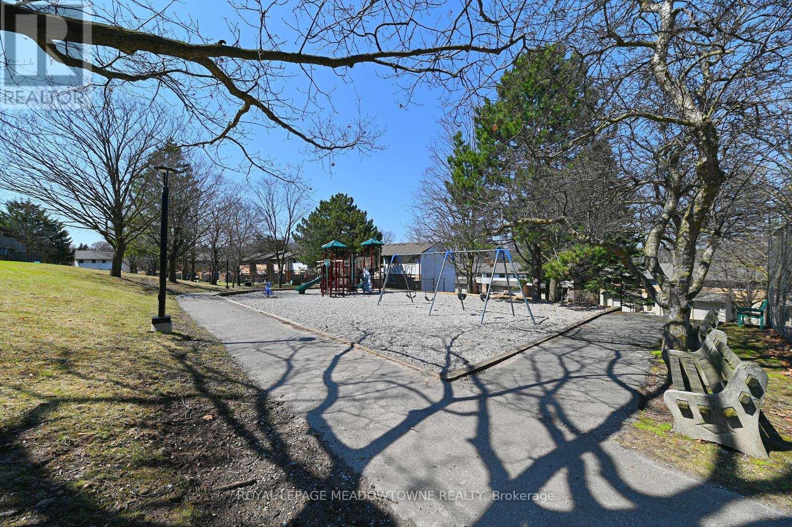 74 - 80 Lynden Circle, Halton Hills (Georgetown), Ontario  L7G 4Y8 - Photo 36 - W12974582