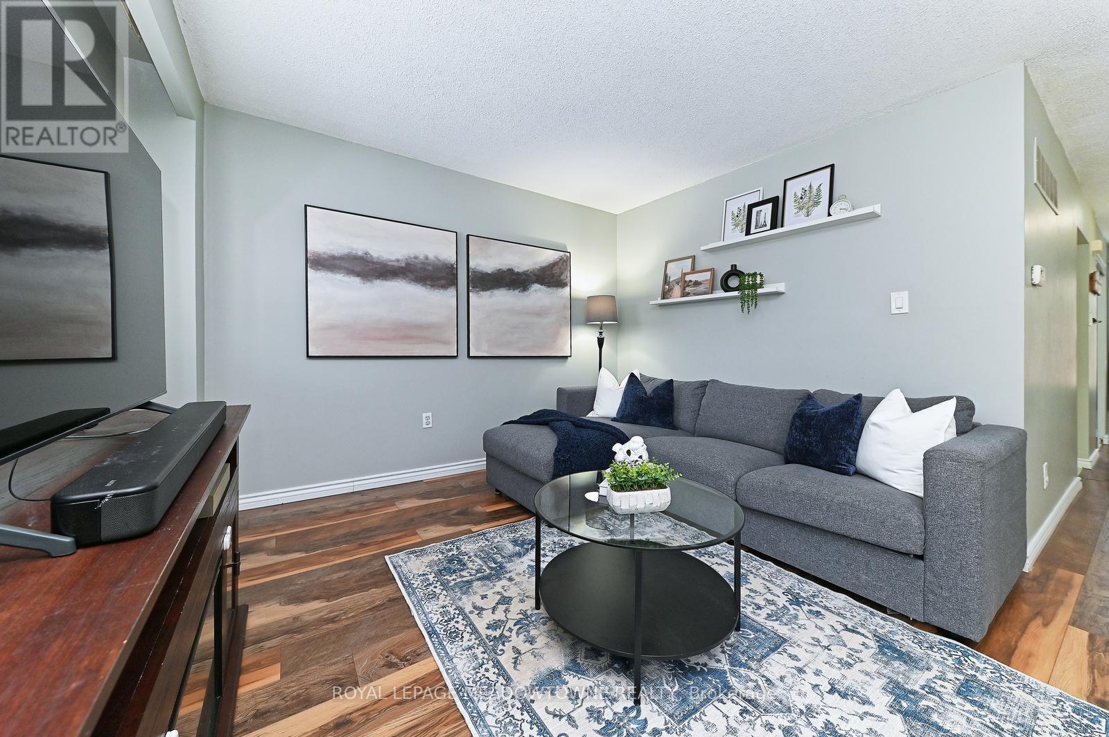 74 - 80 Lynden Circle, Halton Hills (Georgetown), Ontario  L7G 4Y8 - Photo 5 - W12974582