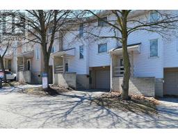 <div class="price">$639,900</div> 74 - 80 Lynden Circle, Halton Hills (Georgetown)<br><div style="margin-bottom:8px;"><small>Royal LePage Meadowtowne Realty</small></div><div class='bed_bath'>3 Bed | 2 Bath</div>