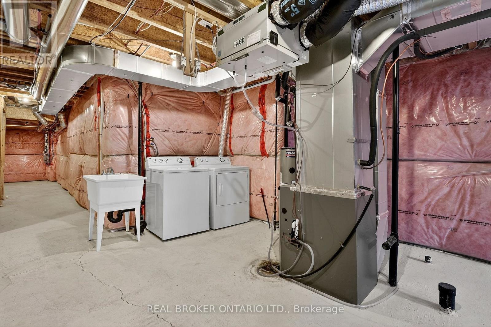 82 Upper Canada Court, Halton Hills (Georgetown), Ontario  L7G 0L2 - Photo 29 - W12975940