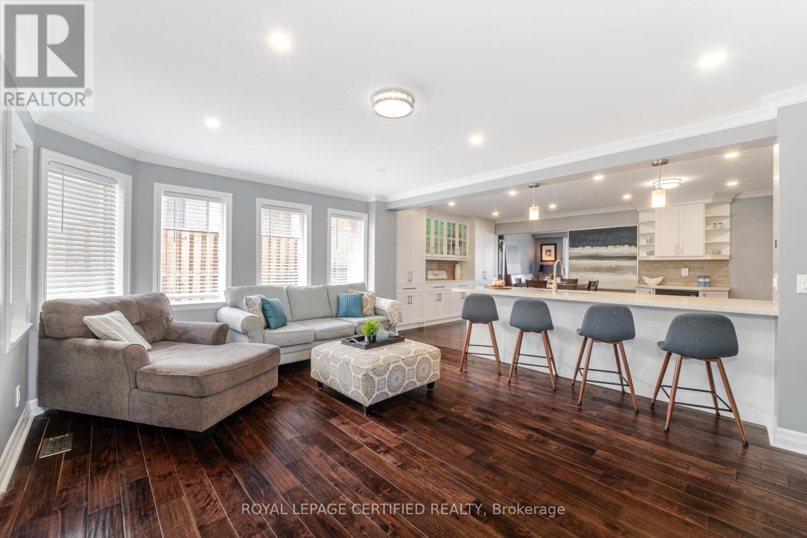 5 Stockman Crescent, Halton Hills (Georgetown), Ontario  L7G 1J5 - Photo 14 - W12977158