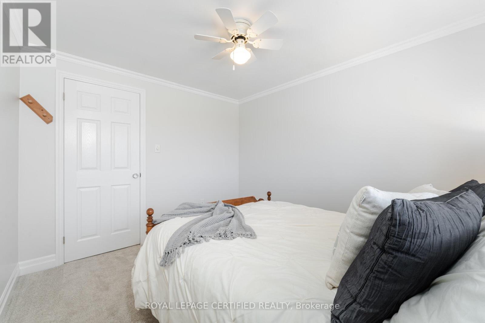 5 Stockman Crescent, Halton Hills (Georgetown), Ontario  L7G 1J5 - Photo 31 - W12977158