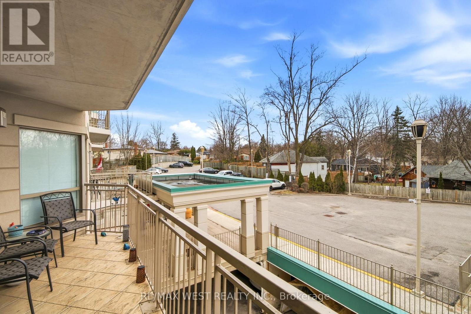 407 - 24 Chapel Street, Halton Hills (Georgetown), Ontario  L7G 6A7 - Photo 9 - W12977654