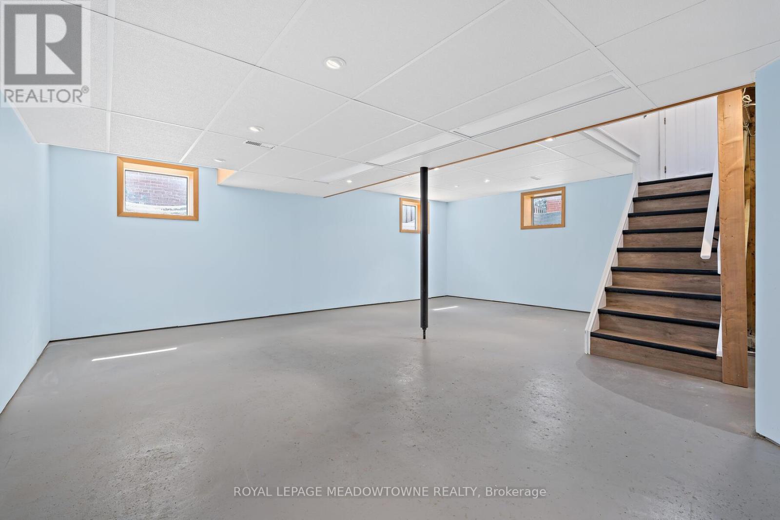 3 Bard Lane, Halton Hills (Georgetown), Ontario  L7G 2M6 - Photo 24 - W12979178