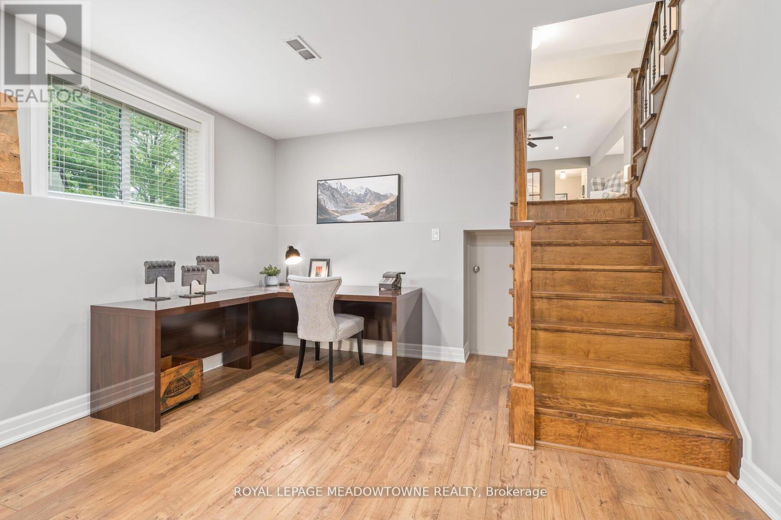 13609 Sixth Line, Halton Hills (Rural Halton Hills), Ontario  L0P 1H0 - Photo 35 - W12979508