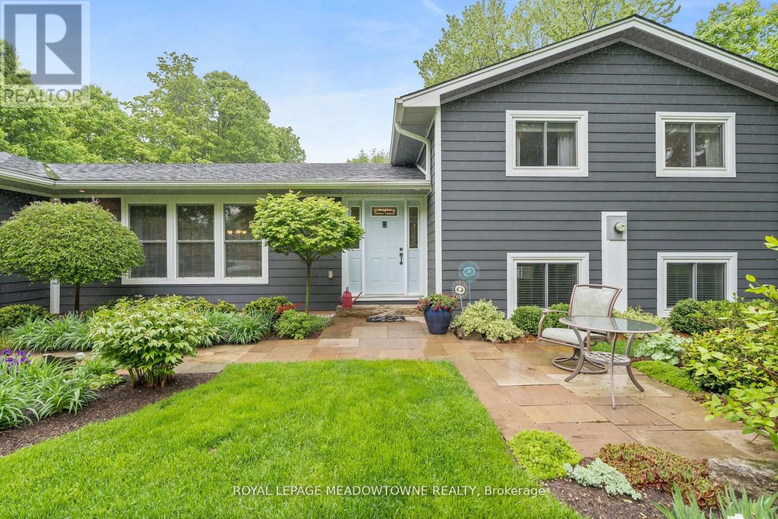 13609 Sixth Line, Halton Hills (Rural Halton Hills), Ontario  L0P 1H0 - Photo 4 - W12979508