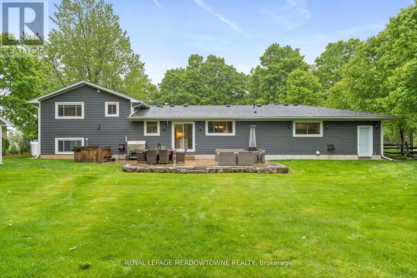 13609 Sixth Line, Halton Hills (Rural Halton Hills), Ontario  L0P 1H0 - Photo 40 - W12979508