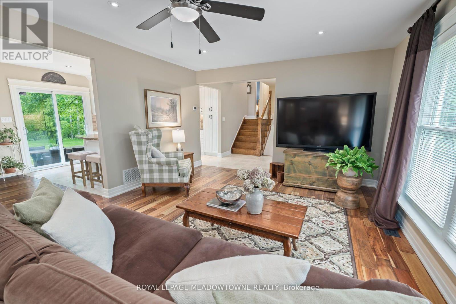 13609 Sixth Line, Halton Hills (Rural Halton Hills), Ontario  L0P 1H0 - Photo 7 - W12979508