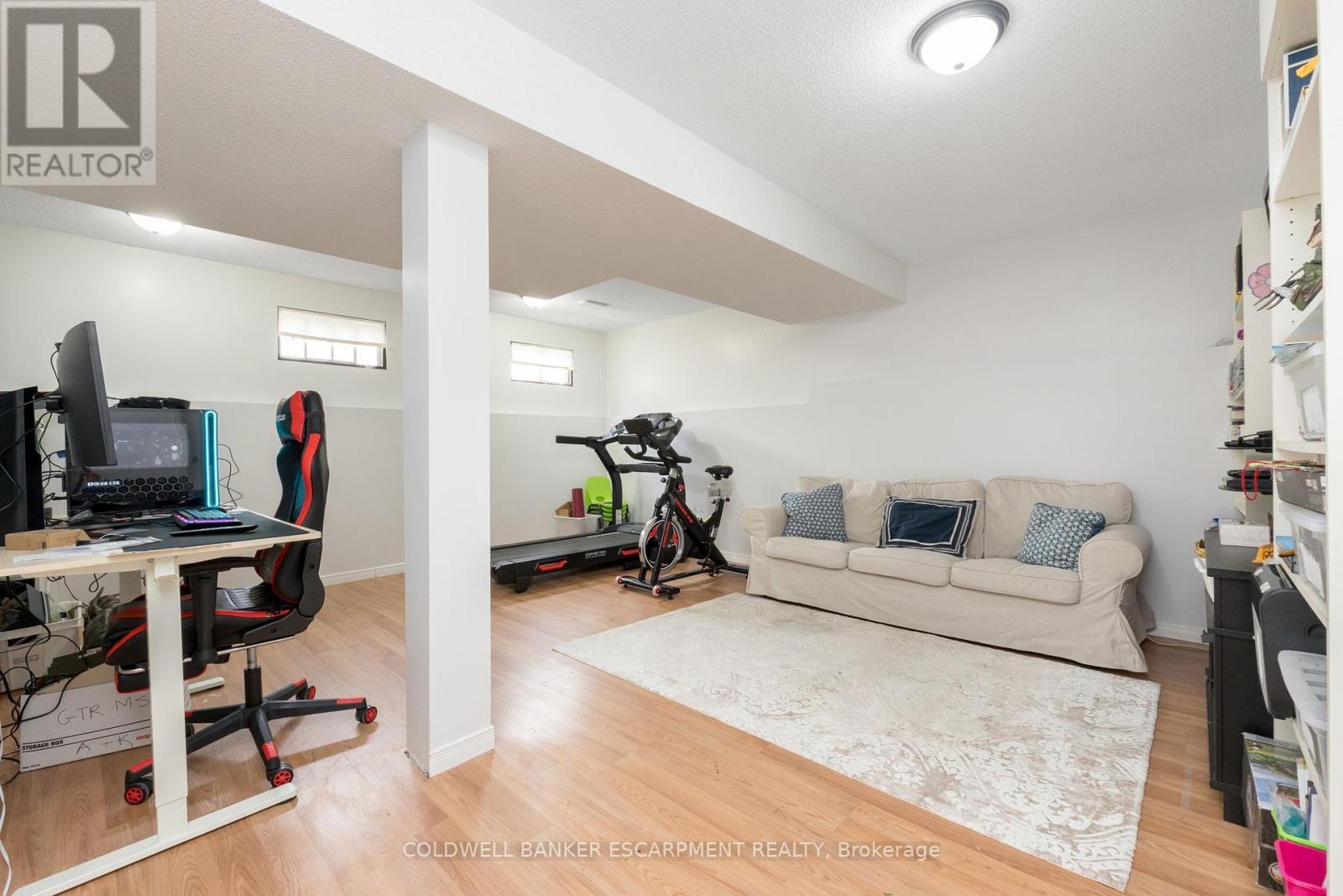 222 Churchill Road N, Halton Hills (Ac Acton), Ontario  L7J 2J2 - Photo 26 - W12981794