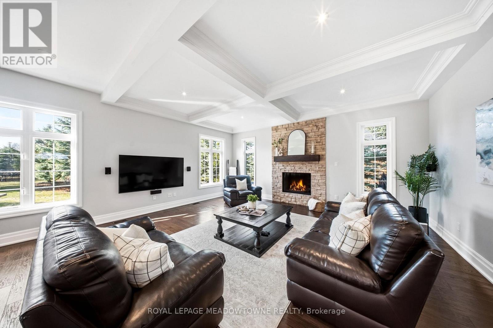 6 Holdroyd Court, Halton Hills (Glen Williams), Ontario  L7G 0E8 - Photo 22 - W12981922