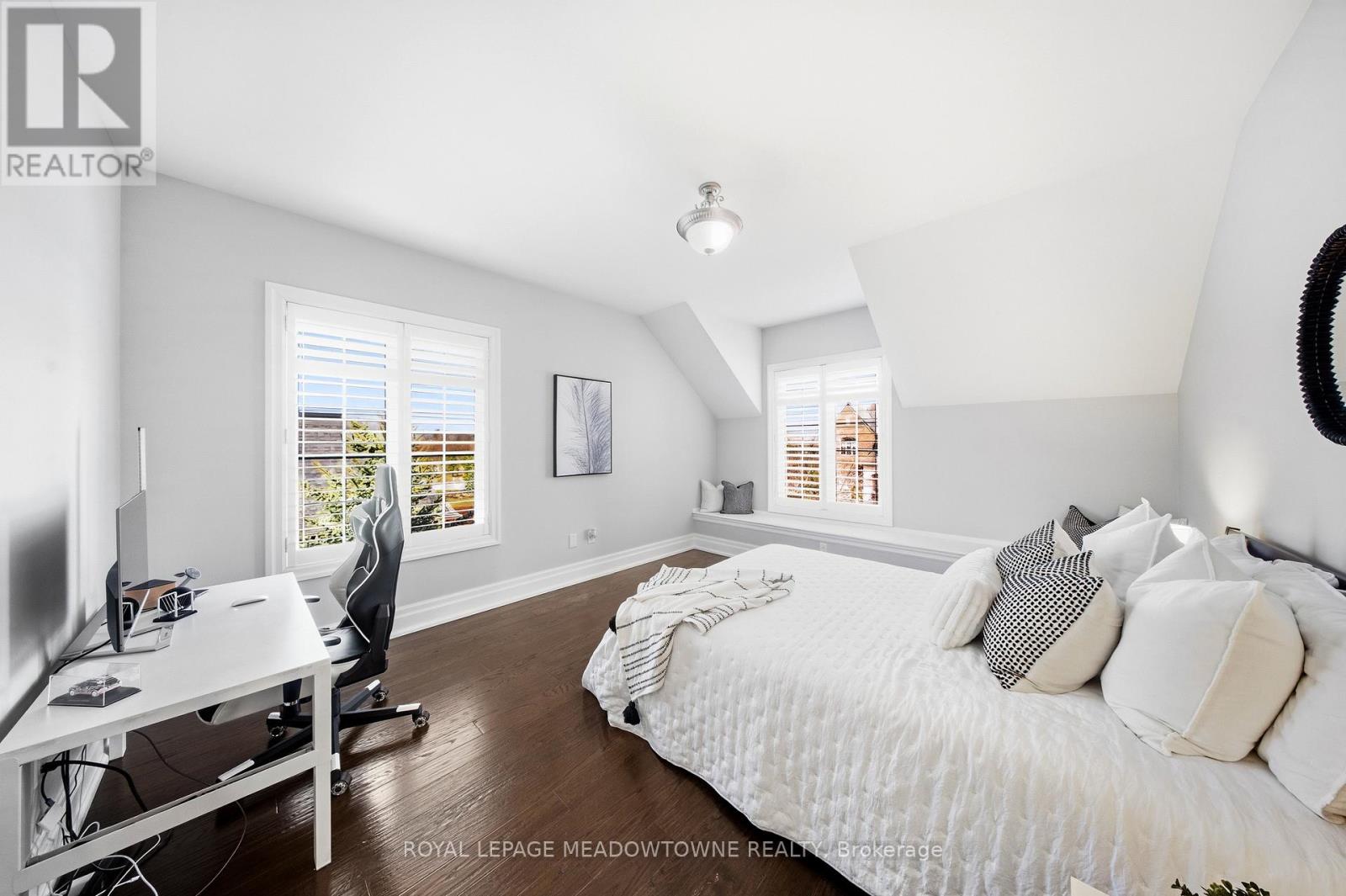 6 Holdroyd Court, Halton Hills (Glen Williams), Ontario  L7G 0E8 - Photo 29 - W12981922