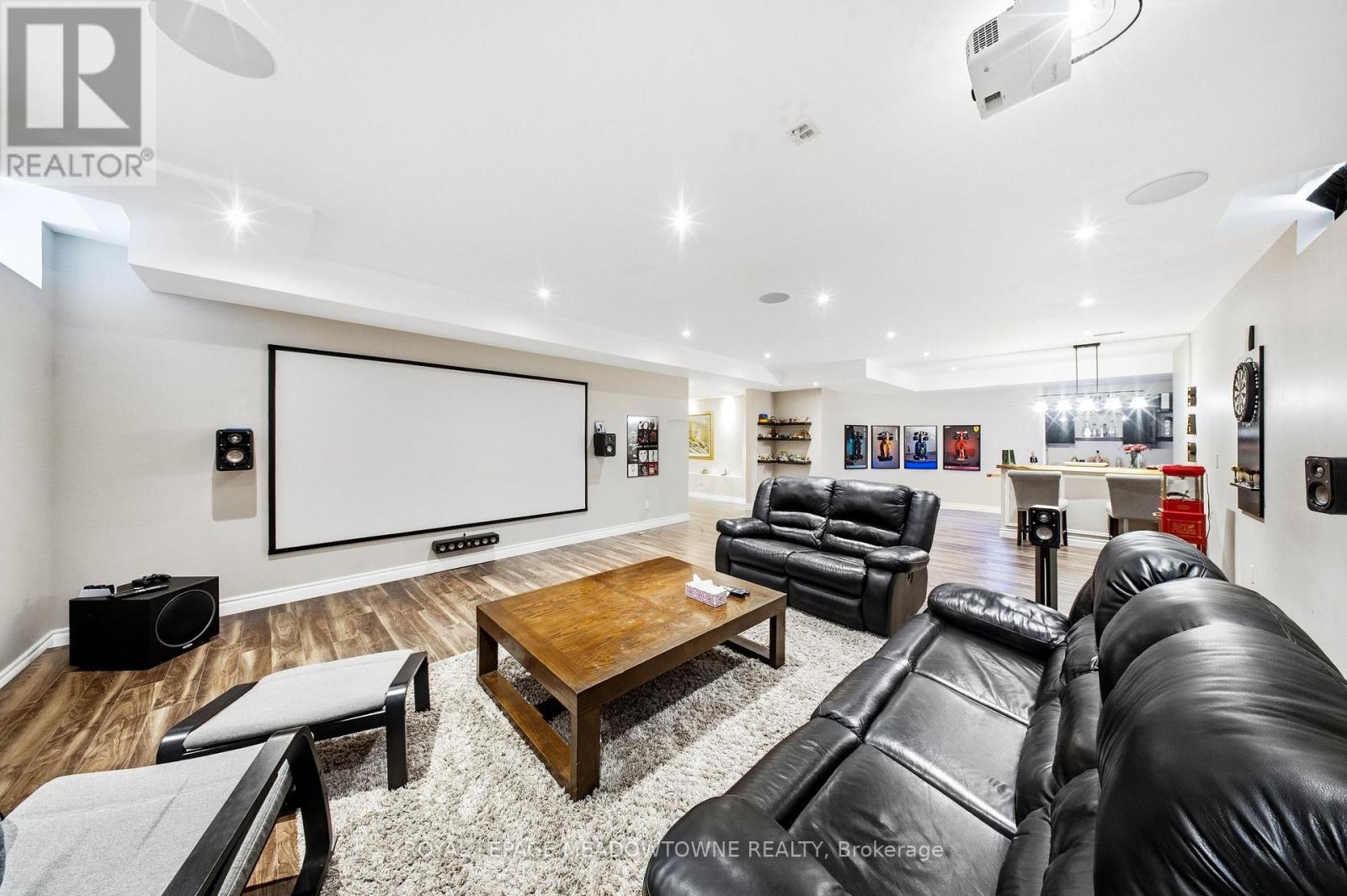 6 Holdroyd Court, Halton Hills (Glen Williams), Ontario  L7G 0E8 - Photo 36 - W12981922