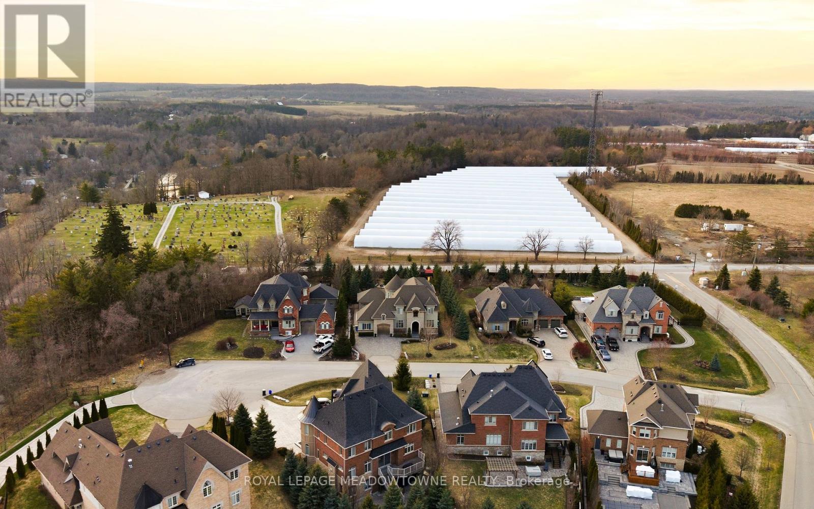 6 Holdroyd Court, Halton Hills (Glen Williams), Ontario  L7G 0E8 - Photo 48 - W12981922