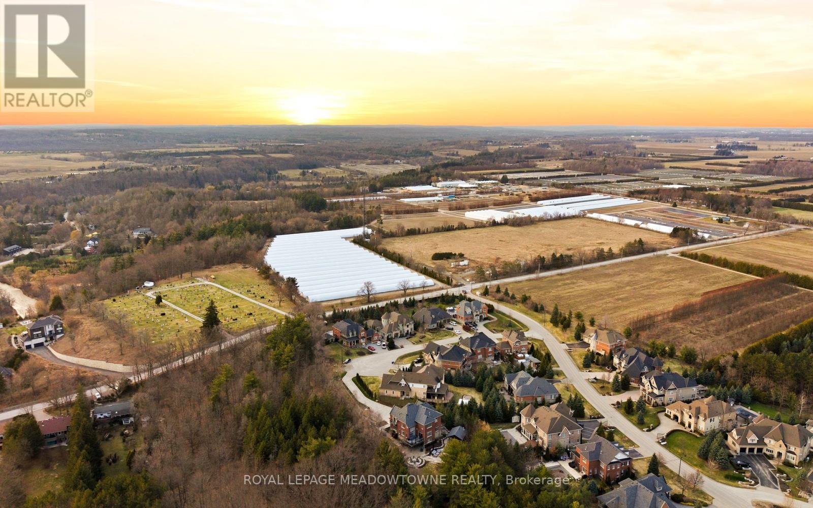 6 Holdroyd Court, Halton Hills (Glen Williams), Ontario  L7G 0E8 - Photo 50 - W12981922