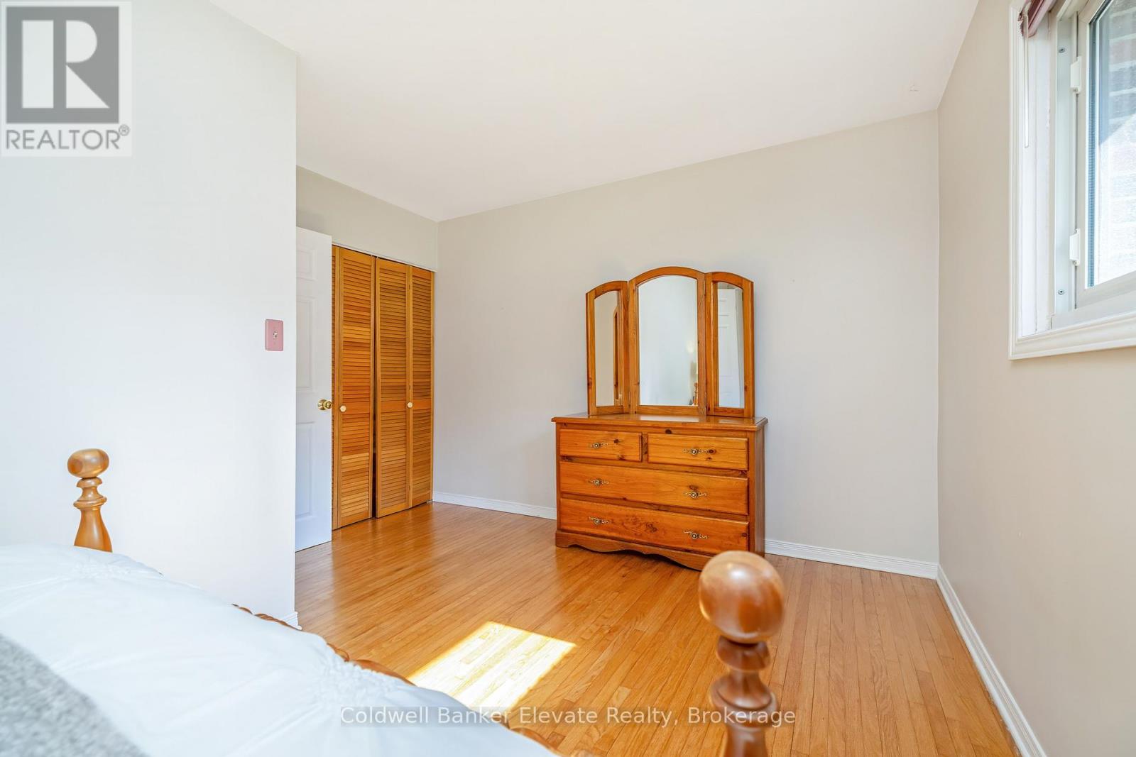 65 John Street, Halton Hills (Georgetown), Ontario  L7G 2J9 - Photo 21 - W12983716