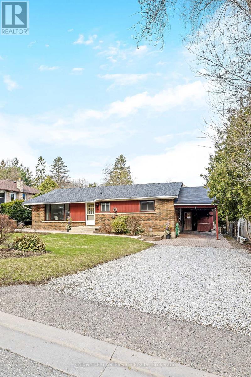 65 John Street, Halton Hills (Georgetown), Ontario  L7G 2J9 - Photo 7 - W12983716