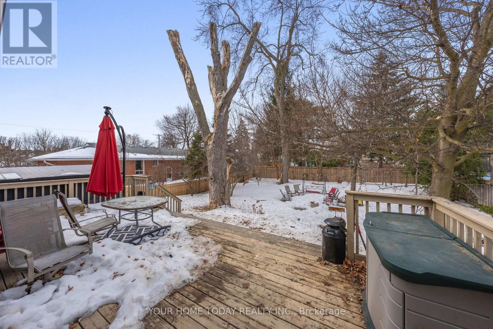 20 Elgin Street, Halton Hills (Georgetown), Ontario  L7G 3M3 - Photo 38 - W12984100