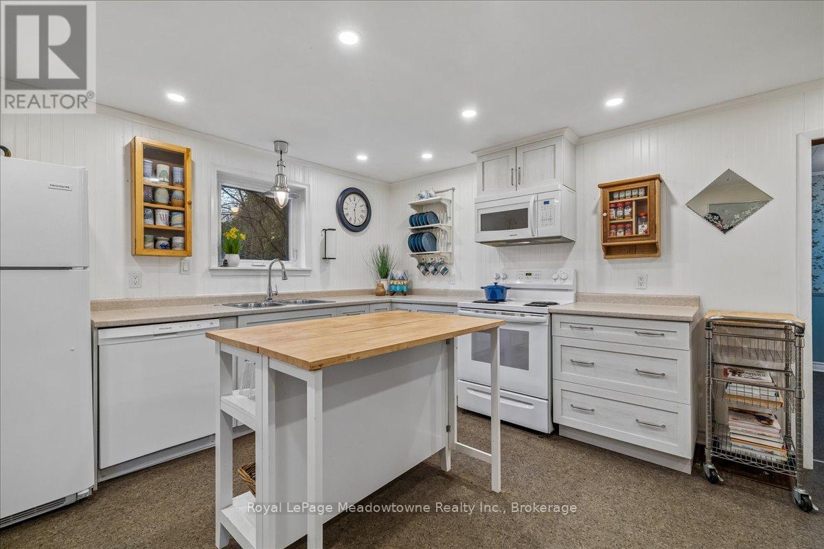 11024 First Line, Milton (Moffat), Ontario  L0P 1J0 - Photo 15 - W12984652