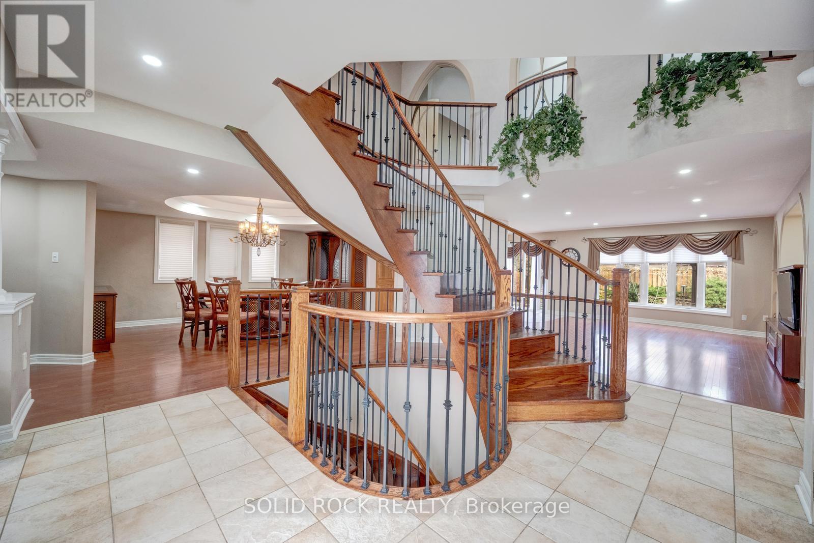 34 Forsyth Crescent, Halton Hills (Georgetown), Ontario  L7G 6G3 - Photo 13 - W12984550