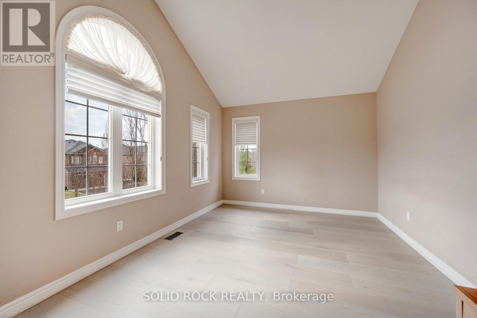 34 Forsyth Crescent, Halton Hills (Georgetown), Ontario  L7G 6G3 - Photo 36 - W12984550