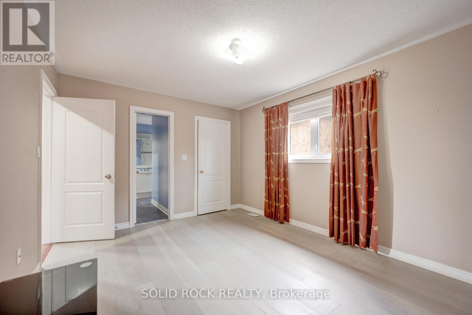 34 Forsyth Crescent, Halton Hills (Georgetown), Ontario  L7G 6G3 - Photo 39 - W12984550