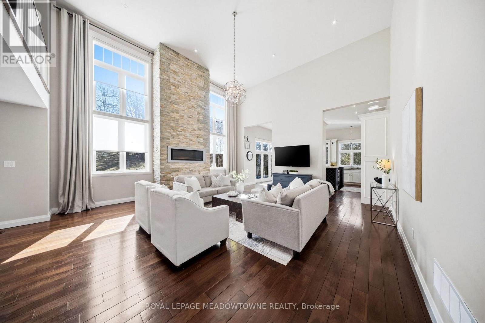 254 Main Street S, Halton Hills (Georgetown), Ontario  L7G 4S5 - Photo 13 - W12986436