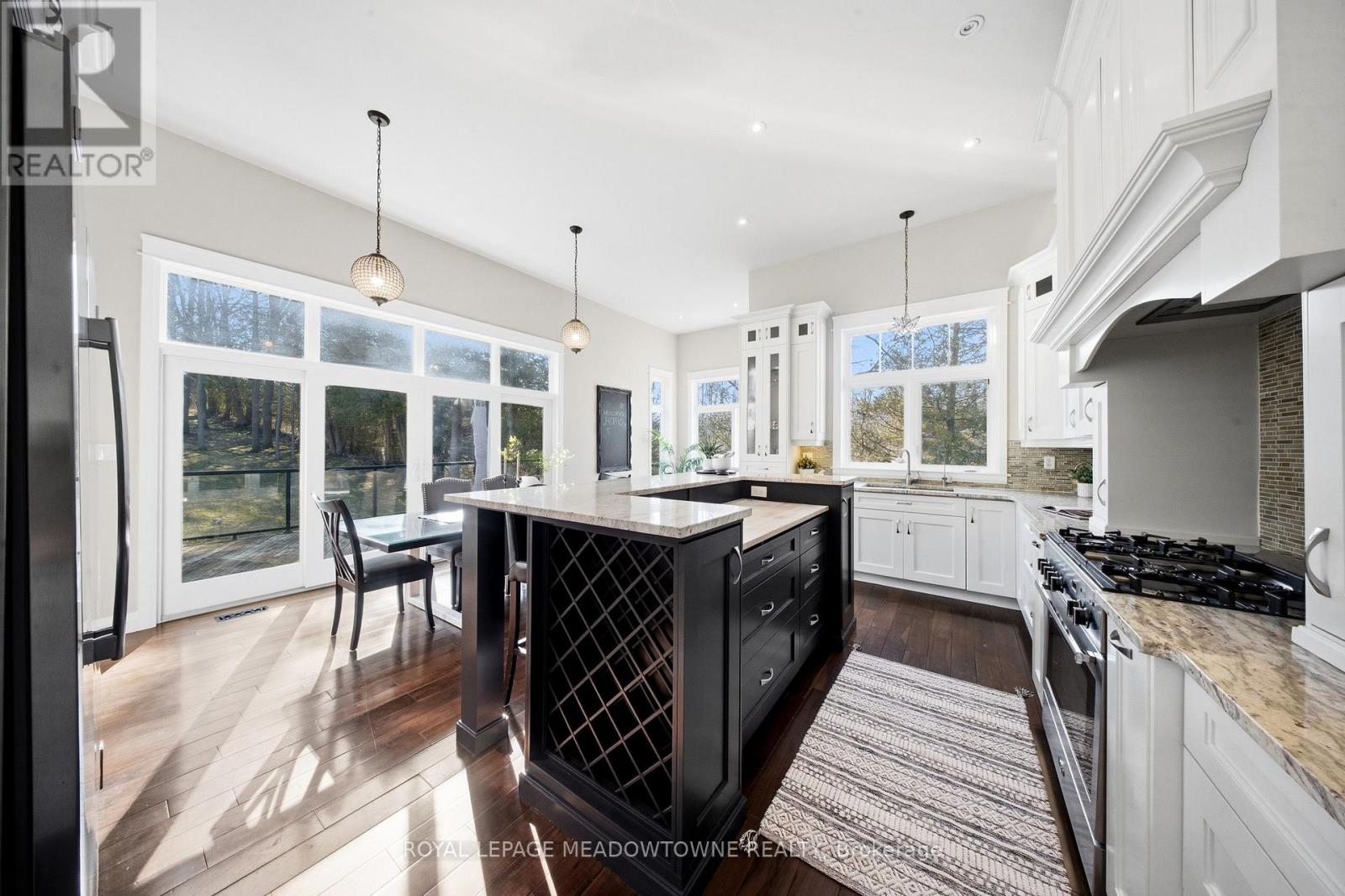 254 Main Street S, Halton Hills (Georgetown), Ontario  L7G 4S5 - Photo 16 - W12986436