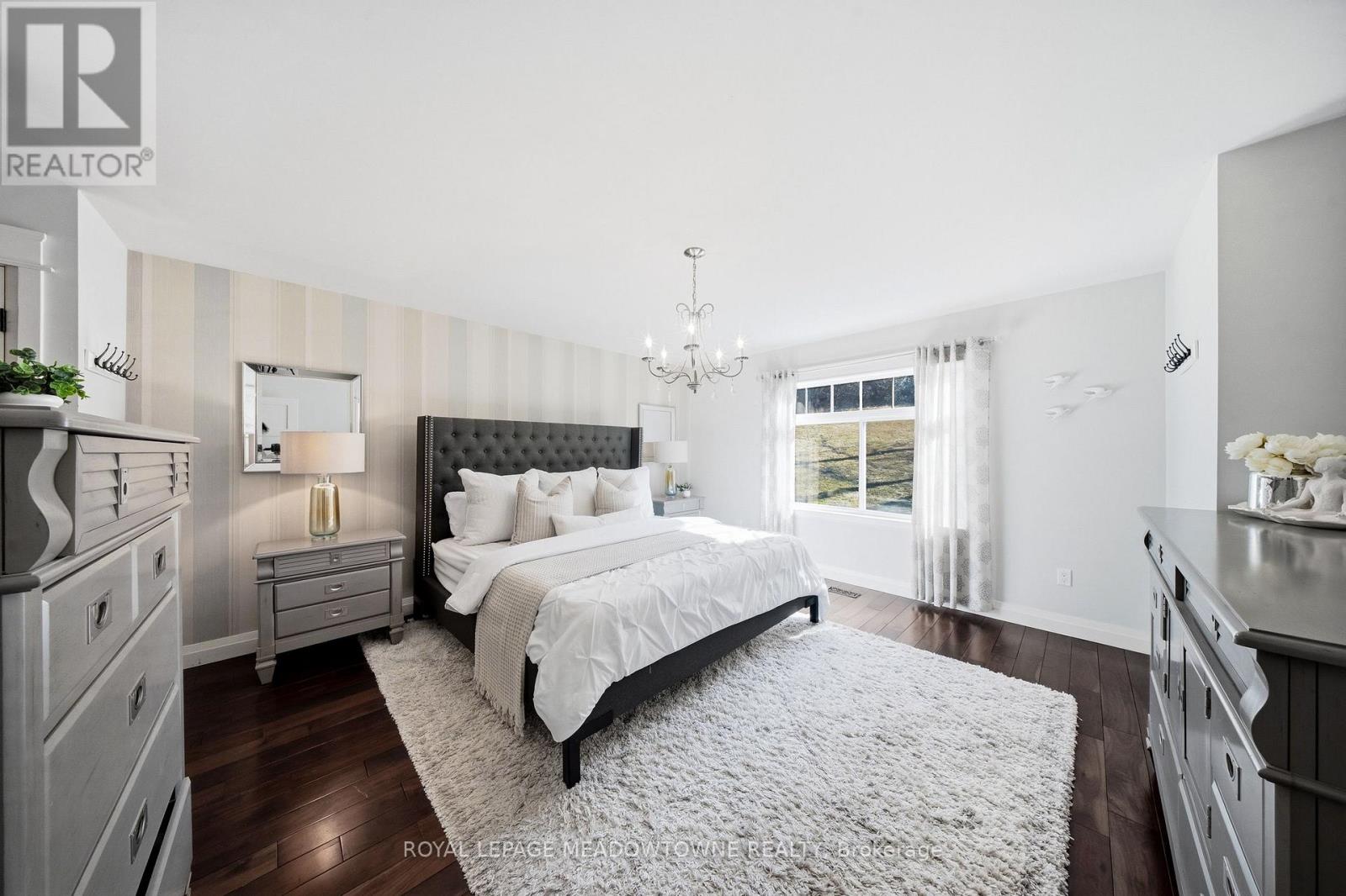 254 Main Street S, Halton Hills (Georgetown), Ontario  L7G 4S5 - Photo 25 - W12986436