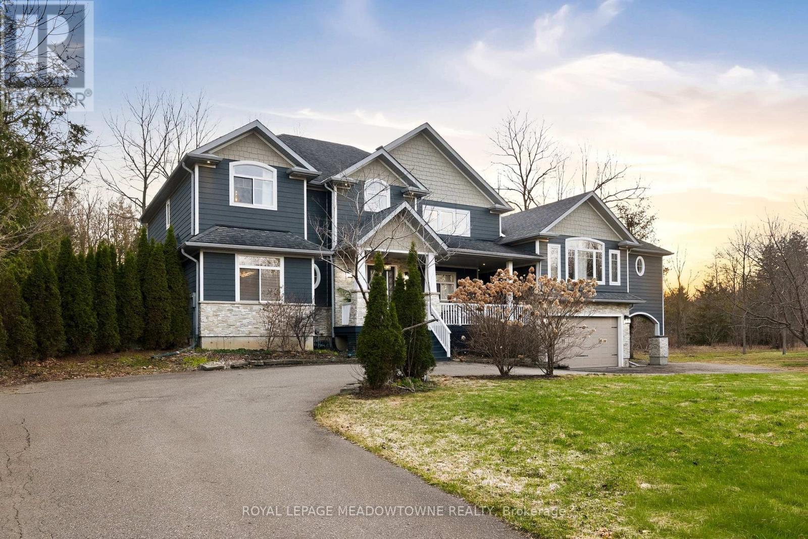 254 Main Street S, Halton Hills (Georgetown), Ontario  L7G 4S5 - Photo 7 - W12986436