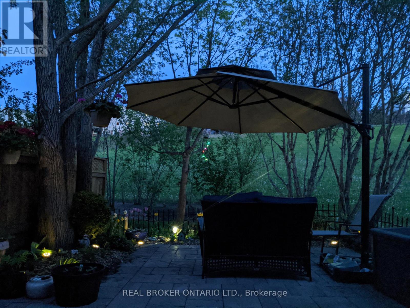 42 - 42 Palomino Trail, Halton Hills (Georgetown), Ontario  L7G 6E9 - Photo 19 - W12987312